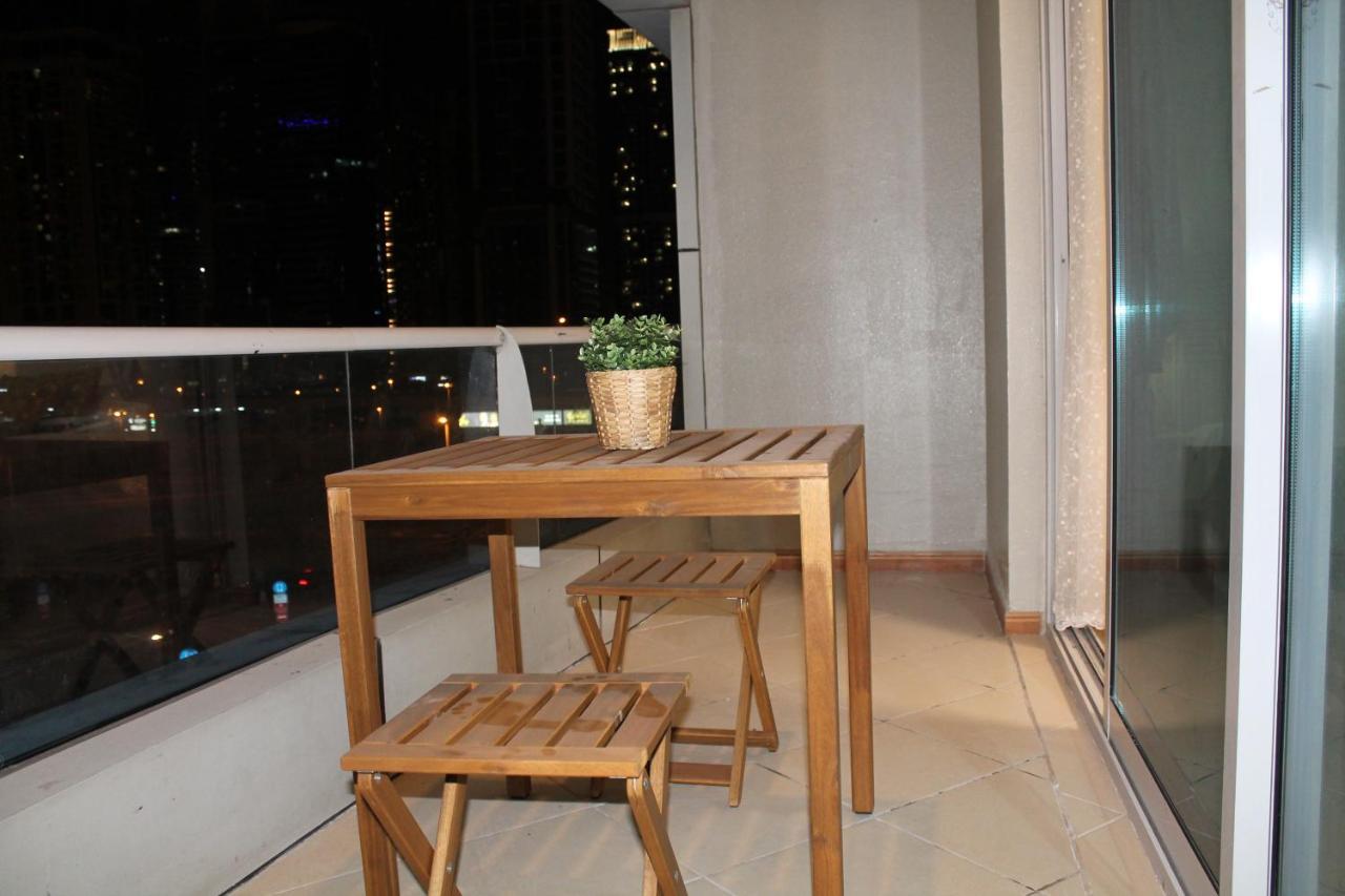 Newly Furnished Cozy 1 Bedroom Apartment Close To Jbr Beach And Metro Dubai Eksteriør billede