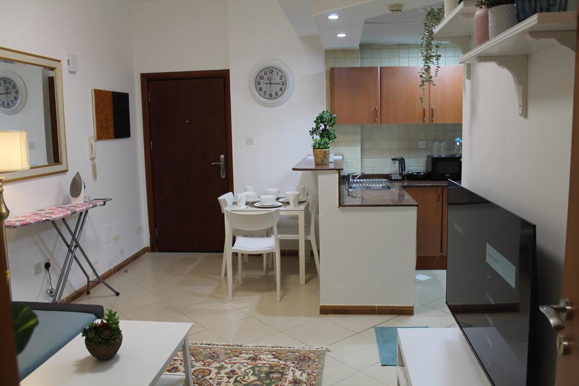 Newly Furnished Cozy 1 Bedroom Apartment Close To Jbr Beach And Metro Dubai Eksteriør billede