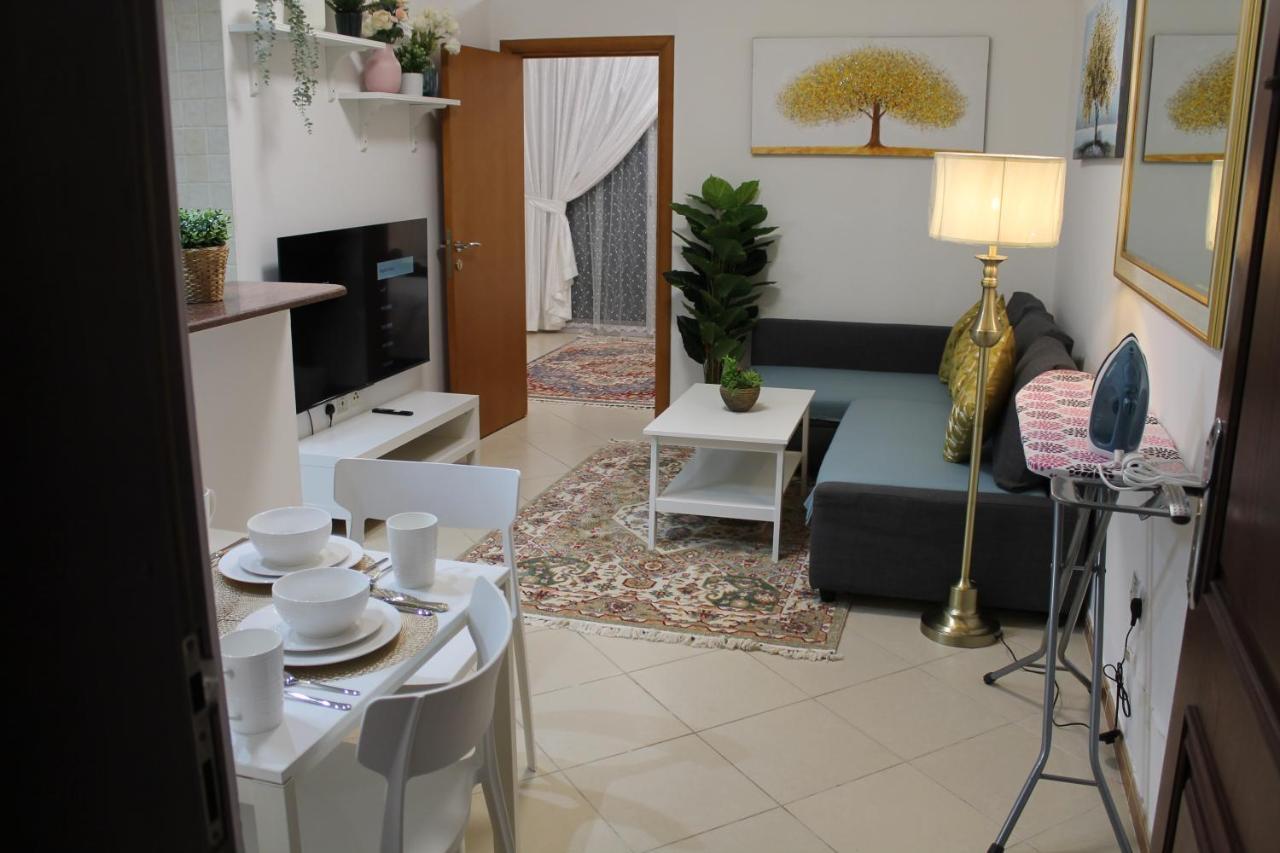 Newly Furnished Cozy 1 Bedroom Apartment Close To Jbr Beach And Metro Dubai Eksteriør billede