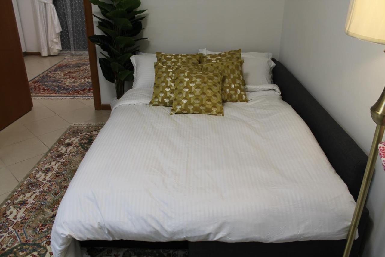 Newly Furnished Cozy 1 Bedroom Apartment Close To Jbr Beach And Metro Dubai Eksteriør billede