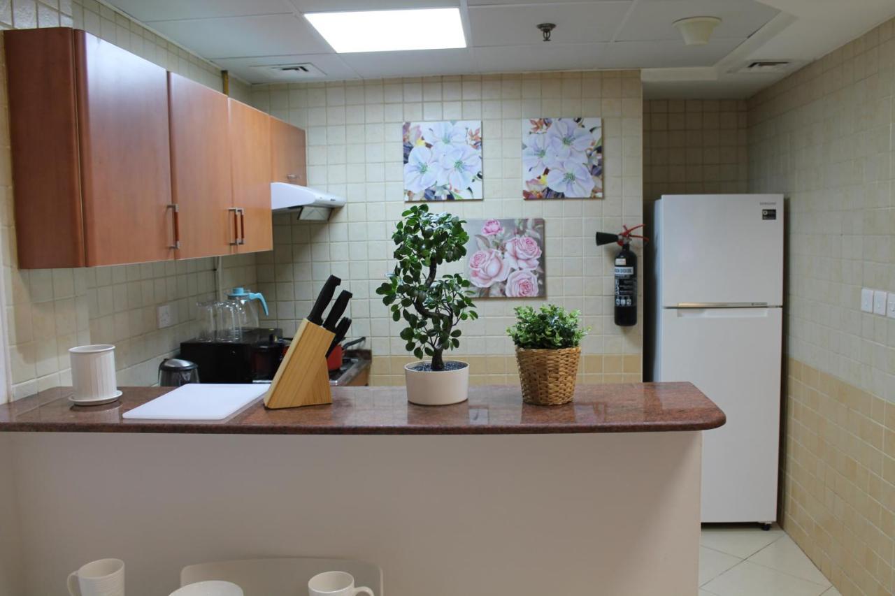 Newly Furnished Cozy 1 Bedroom Apartment Close To Jbr Beach And Metro Dubai Eksteriør billede