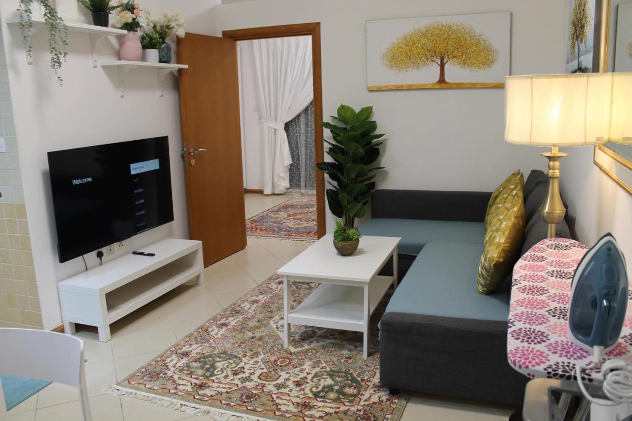 Newly Furnished Cozy 1 Bedroom Apartment Close To Jbr Beach And Metro Dubai Eksteriør billede