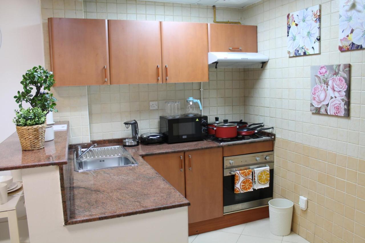 Newly Furnished Cozy 1 Bedroom Apartment Close To Jbr Beach And Metro Dubai Eksteriør billede