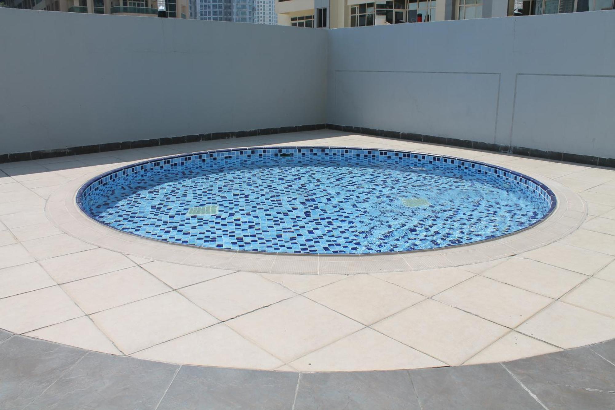 Newly Furnished Cozy 1 Bedroom Apartment Close To Jbr Beach And Metro Dubai Eksteriør billede